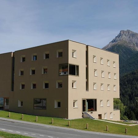 Scuol Youth Hostel Dış mekan fotoğraf