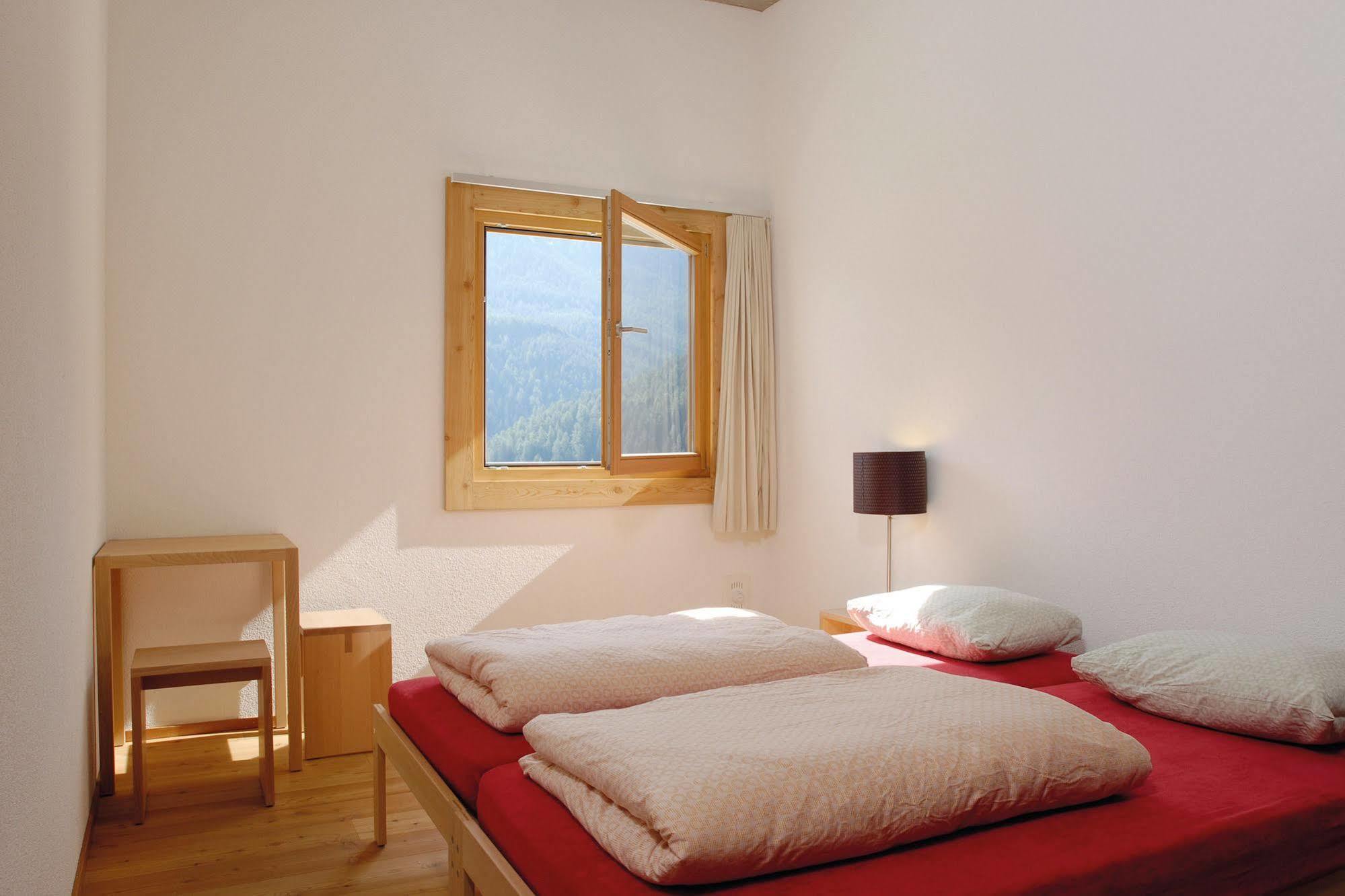 Scuol Youth Hostel Dış mekan fotoğraf